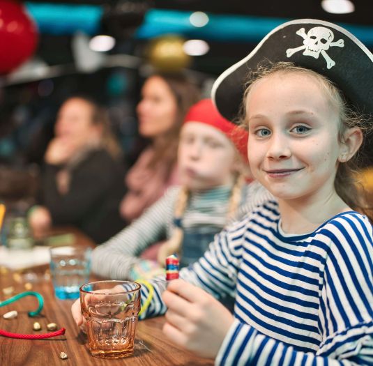 Kinder - Stiftung Pro UKBB - Spenden für Kinder - Stiftung für Kinder - kranken Kindern helfen - Stiftung für ein starkes Kinderspital - UKBB tanzt - Kinder unterstützen - Kindern helfen - Yann Sommer - Stiftung - Schweiz - Basel Kinder - Stiftung Pro UKBB - Spenden für Kinder - Stiftung für Kinder - kranken Kindern helfen - Stiftung für ein starkes Kinderspital - UKBB tanzt - Kinder unterstützen - Kindern helfen - Yann Sommer - Stiftung - Schweiz - Basel
